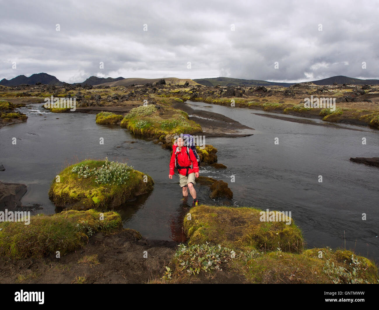 Près de la rivière Helliskvisl Landmannahellir, Islande Banque D'Images