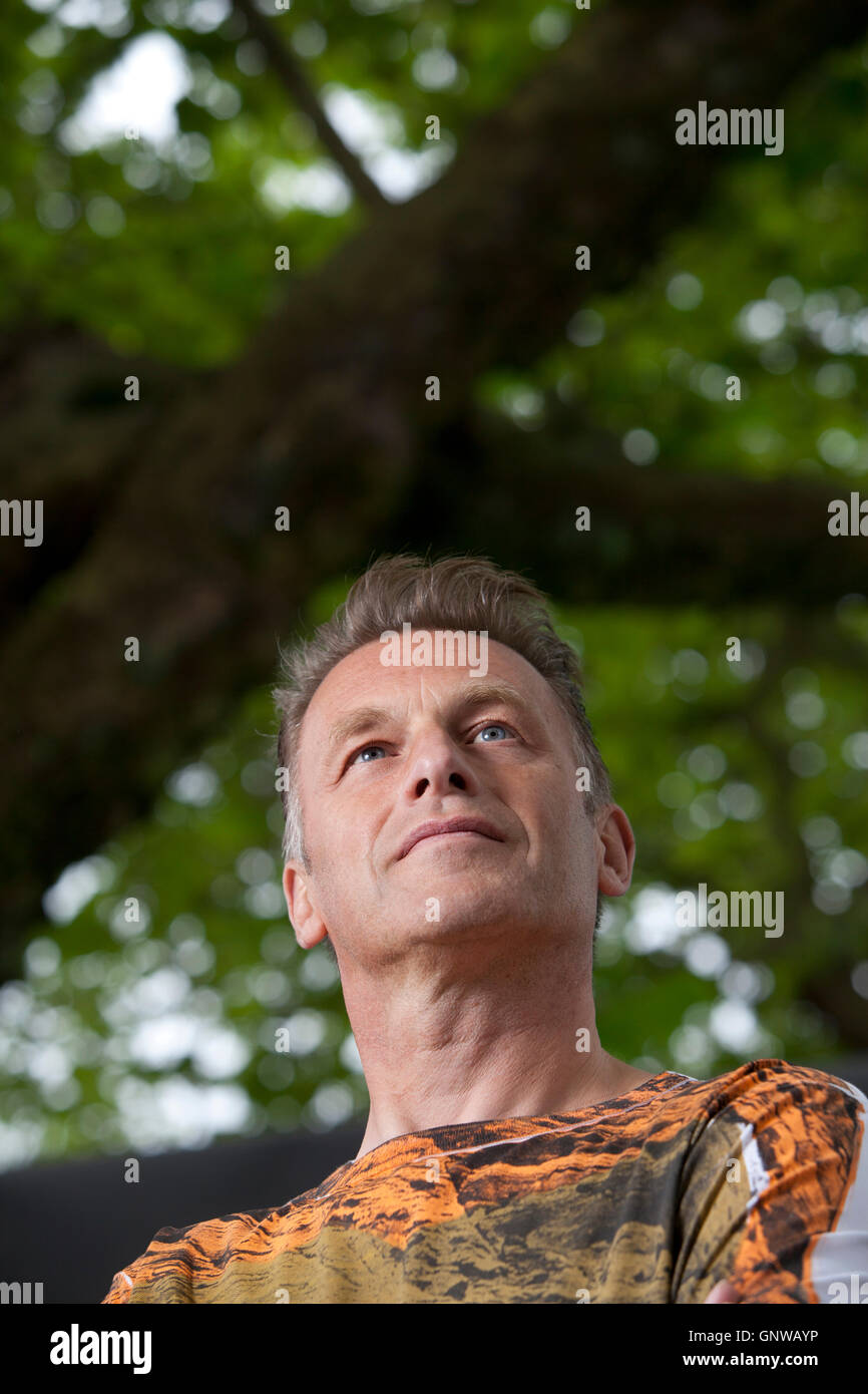 Chris Packham, le naturaliste anglais, photographe de la nature, l'animateur de télévision et auteur, à l'Edinburgh International Book Festival. Edimbourg, Ecosse. 14 août 2016 Banque D'Images