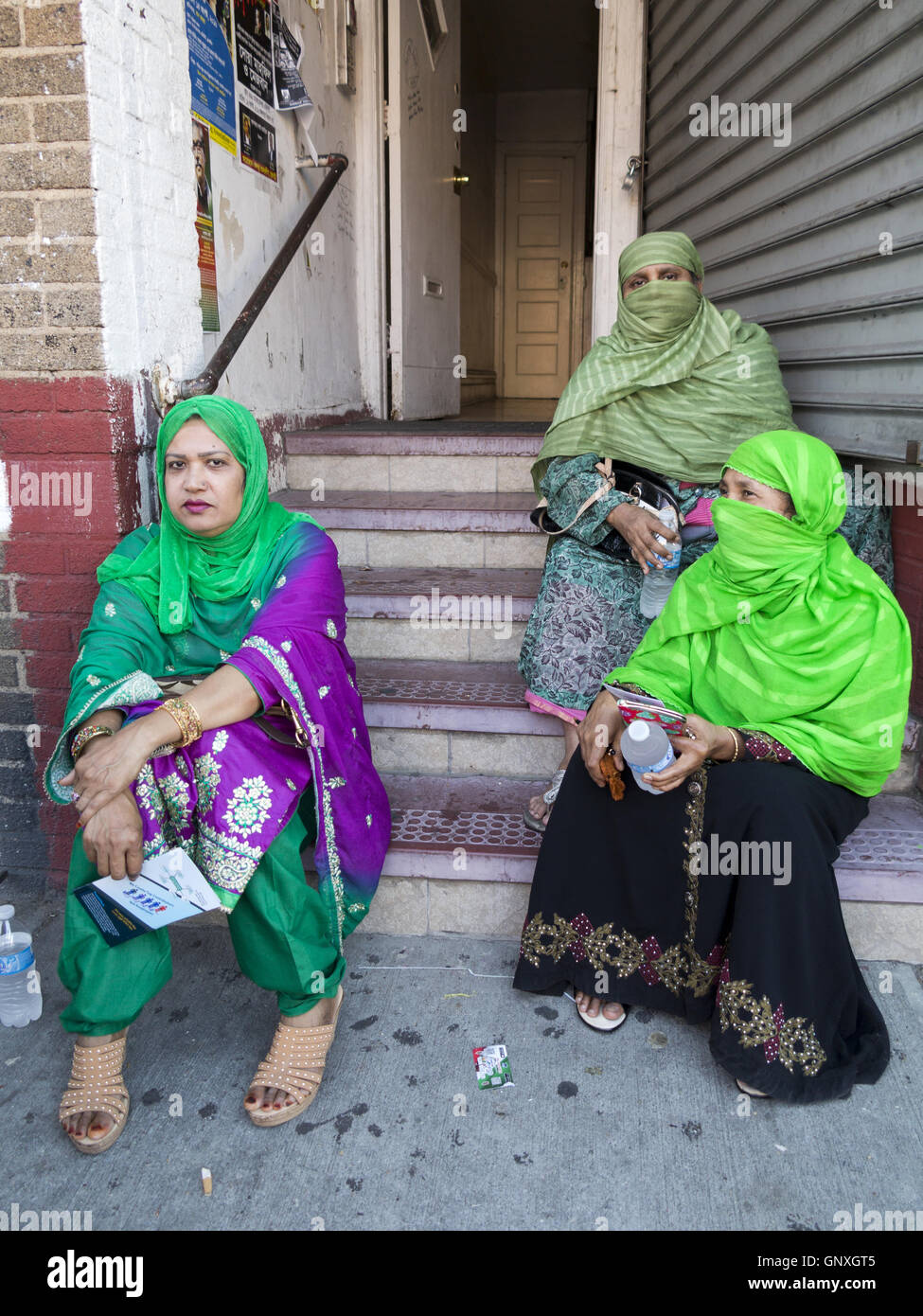 Les femmes du Bangladesh au Kensington article de Brooklyn à New York, 2016. Banque D'Images