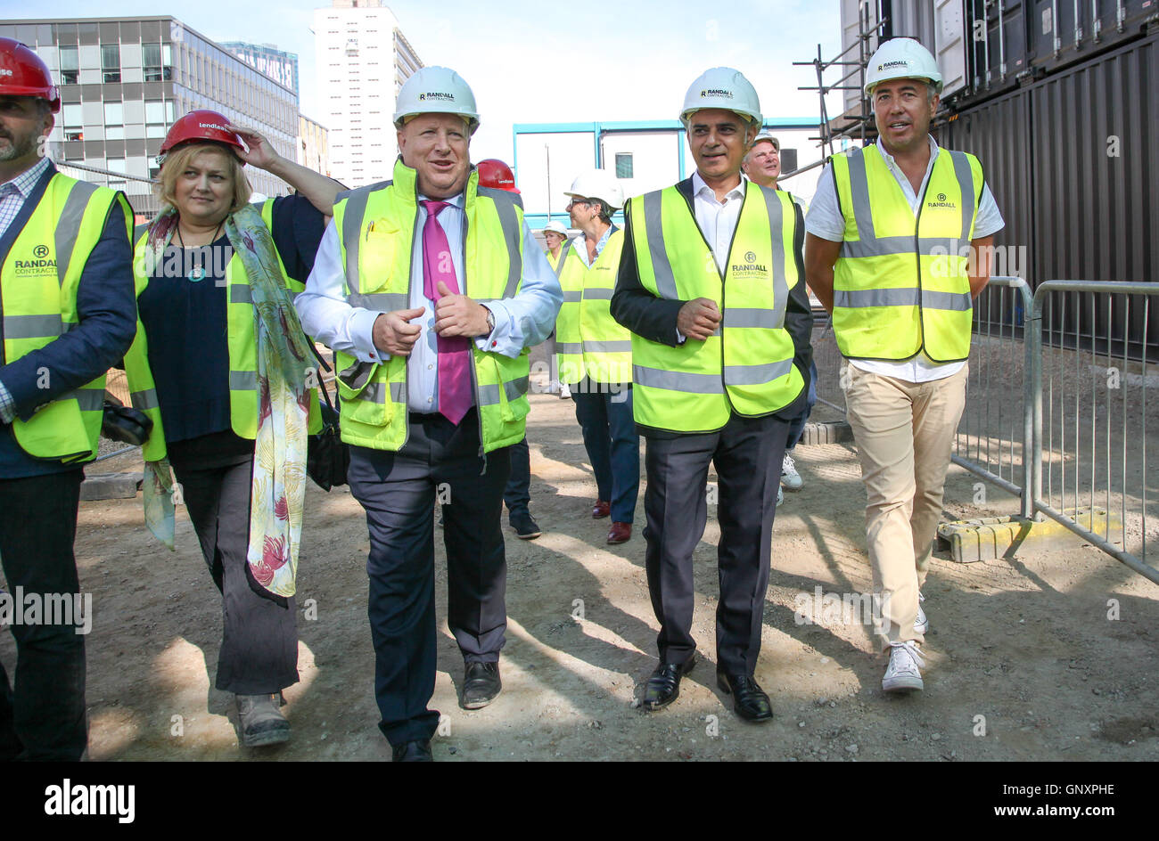 Boxpark, Croydon, London, UK. Du 1er septembre 2016. Le maire de Londres, Sadiq Khan visites Boxpark, Croydon Croydon Boxpark en amont du festival d'ouverture de crédit fin octobre : Dinendra Haria/Alamy Live News Banque D'Images