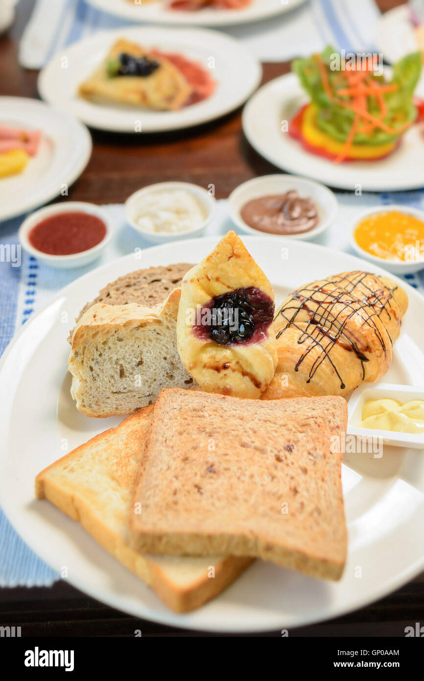 Délicieux petit-déjeuner à l'hôtel de luxe Banque D'Images