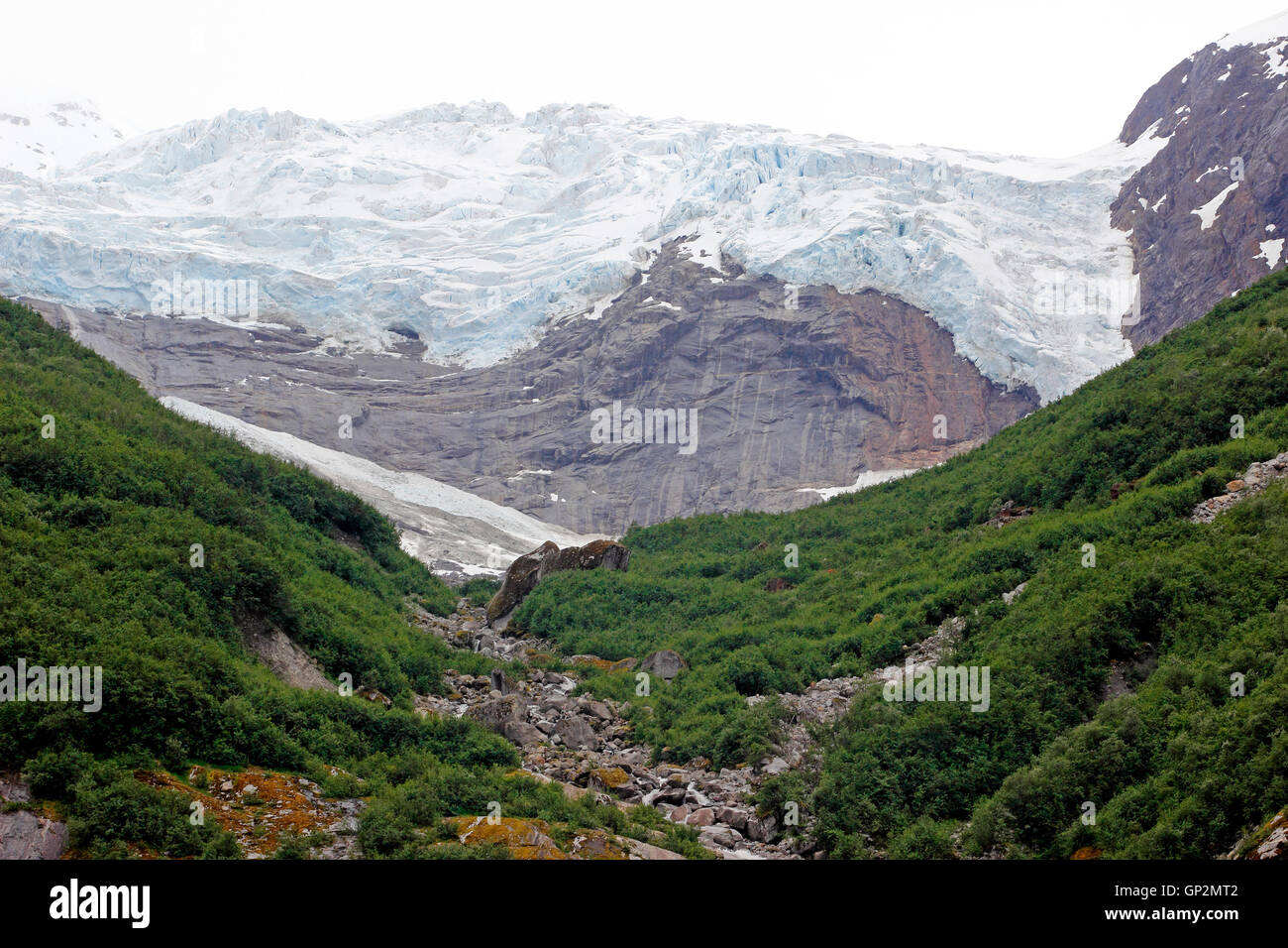 Glacier de montagne nuages Brouillard Endicott Le passage de l'intérieur du bras sud-est de l'Alaska USA Banque D'Images Glacier de montagne nuages Brouillard Endicott Le passage de l'intérieur du bras sud-est de l'Alaska USA Banque D'Images