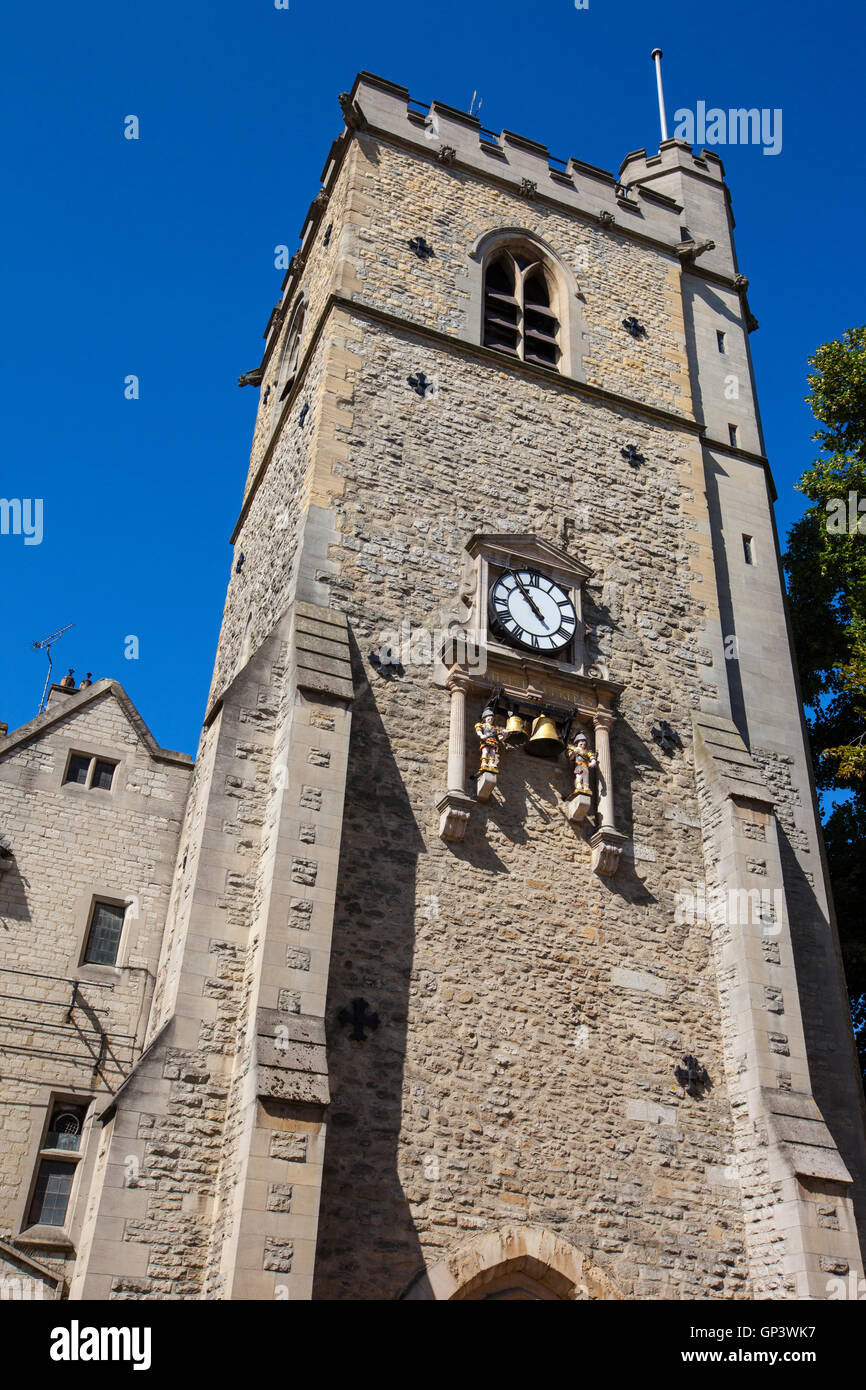 St Martins Tower, populairement connu comme la Tour Carfax à Oxford, Angleterre. Banque D'Images