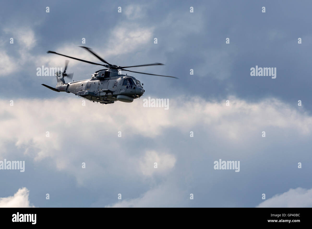 EH Industries (Marine royale) AgustaWestland EH-101 Merlin d'hélicoptères militaires ascenseur moyen Banque D'Images