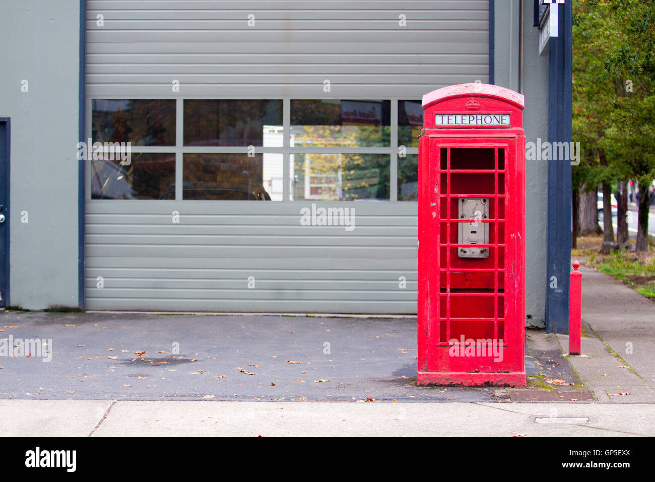 Ancienne Cabine Téléphonique Banque d'image et photos - Page 3 - Alamy