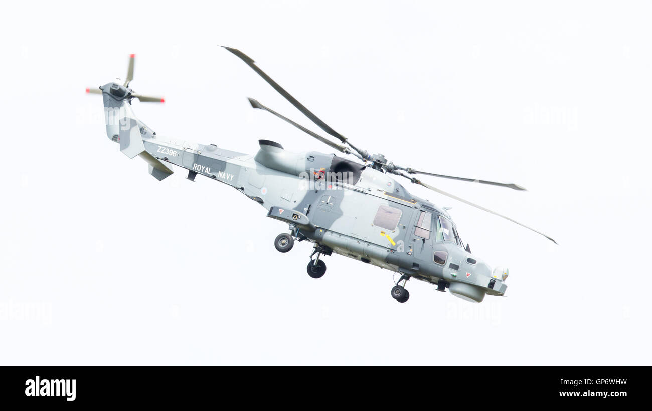 LEEUWARDEN, Pays-Bas - 11 juin 2016 : Royal Navy (Black Cats Display Team) Agusta Westland AW-159 Wildcat HMA2 performing Banque D'Images