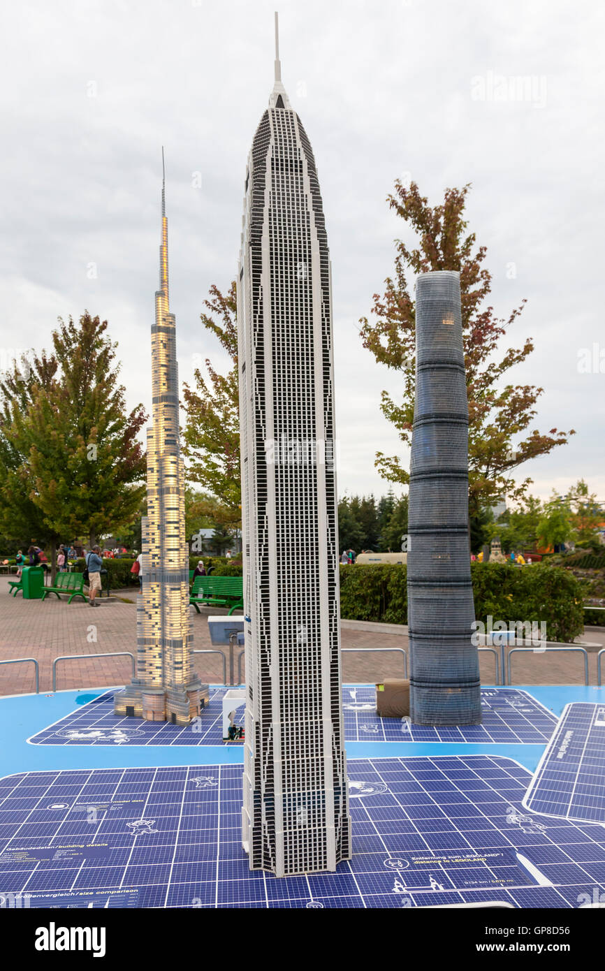 Les bâtiments les plus élevés au monde au parc Legoland Allemagne Banque D'Images