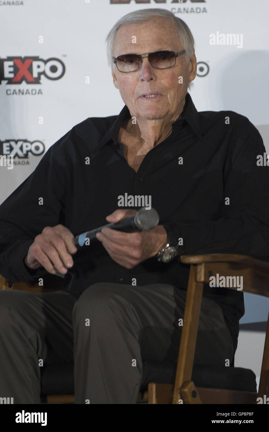 Toronto, Ontario, Canada. 2e, 2016 Sep. ADAM WEST, mieux connu pour son rôle dans Batman le hit TV Show à la fin des années 60 a fait sa dernière apparition à Toronto à l'Expo du ventilateur. © Baden Roth/ZUMA/Alamy Fil Live News Banque D'Images