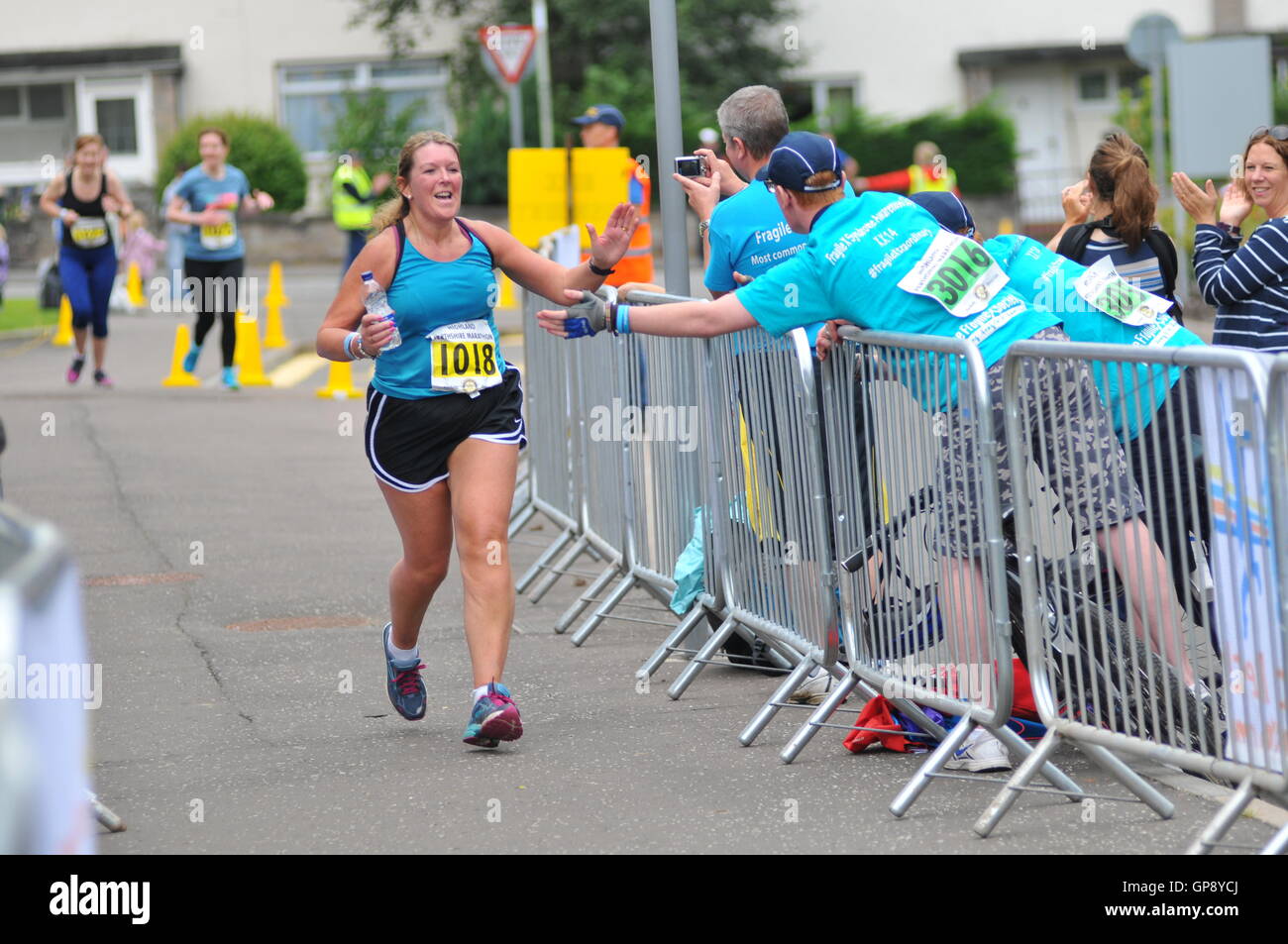 Aberfeldy, Perthshire, Écosse, Royaume-Uni. 3 Septembre, 2016. Coureurs de prendre part à l'Highland Perthshire Marathon. Trois événements ont été disponibles : le marathon, demi-marathon et le temps de cycle du procès. Aberfeldy, Perthshire, Écosse, Royaume-Uni. Credit : Cameron Cormack/Alamy Live News Banque D'Images