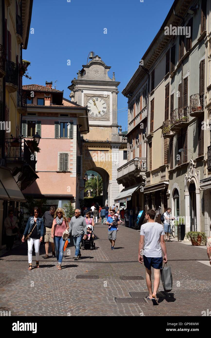 La Porta dell'orologio, Salo, Le Lac de Garde, Province de Brescia, Lombardie, Italie Banque D'Images