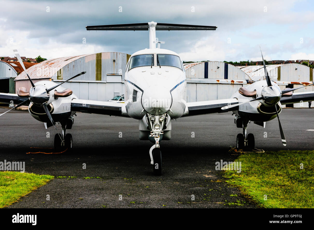 N509MV Beech B200 King Air (1981) twin turbo-propulseurs équipés d'un avion de passagers appartenant à United Continental Holdings Inc (UAL). Banque D'Images