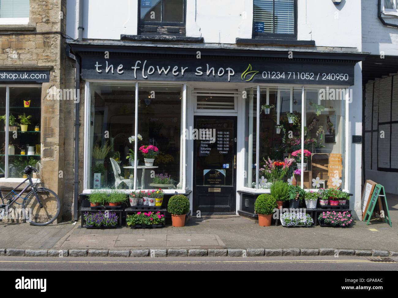 Façade de 'La boutique de fleurs', Olney, Buckinghamshire, England, UK Banque D'Images