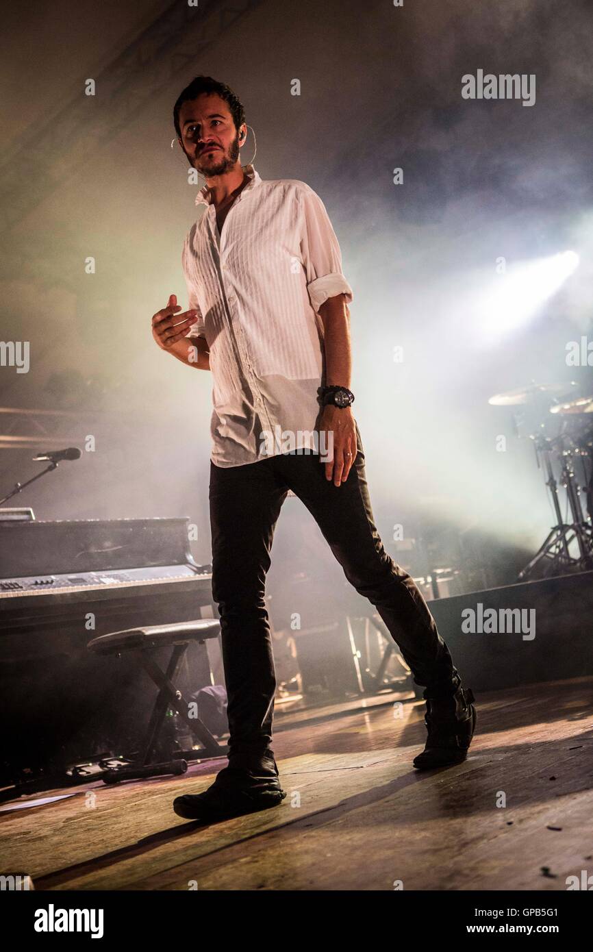 Milan, Italie. 09Th Sep 2016. Le groupe britannique The Editors représenté sur scène comme ils en concert au cours de l'Unaltrofestival au Circolo Magnolia Serrate dans Milan, Italie © Roberto Finizio/Pacific Press/Alamy Live News Banque D'Images