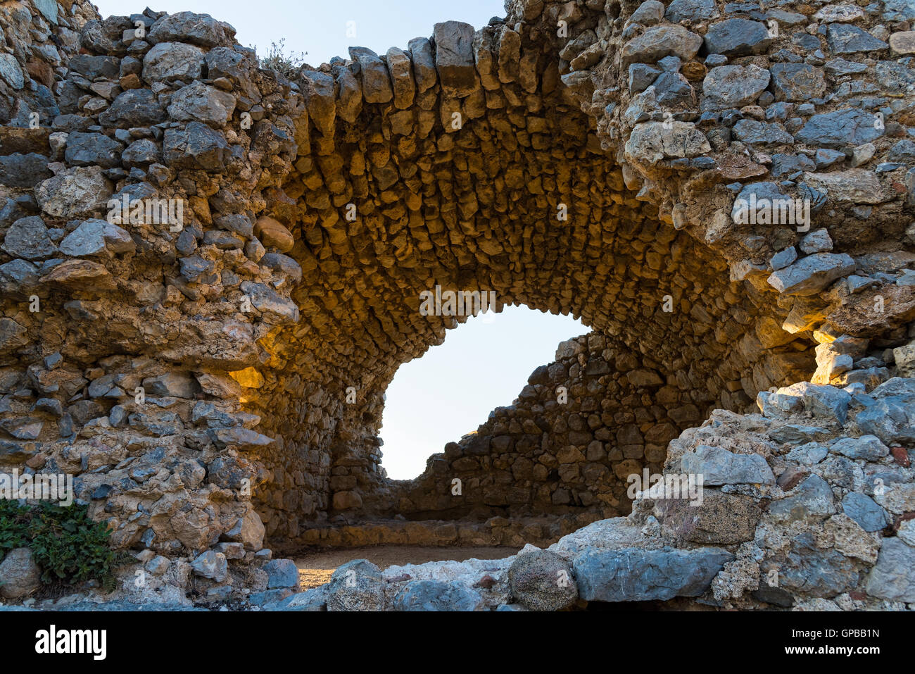 Une partie du château de Pyli au coucher du soleil dans l'île de Kos, Grèce Banque D'Images