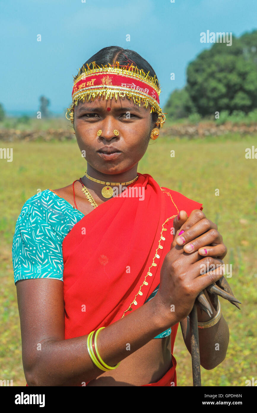 Muria tribu femme danseuse, Jagdalpur, Bastar, Chhattisgarh, Inde, Asie Banque D'Images