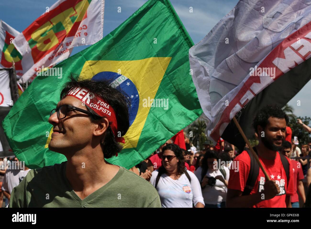 Rio de Janeiro, Brésil, le 4 septembre 2016. Coup d'anti-protestation contre le président brésilien qui a remplacé Michel Temer, Président Dilma Rousseff après sa destitution par le Sénat. Crédit : Maria Adelaide Silva/Alamy Live News Banque D'Images