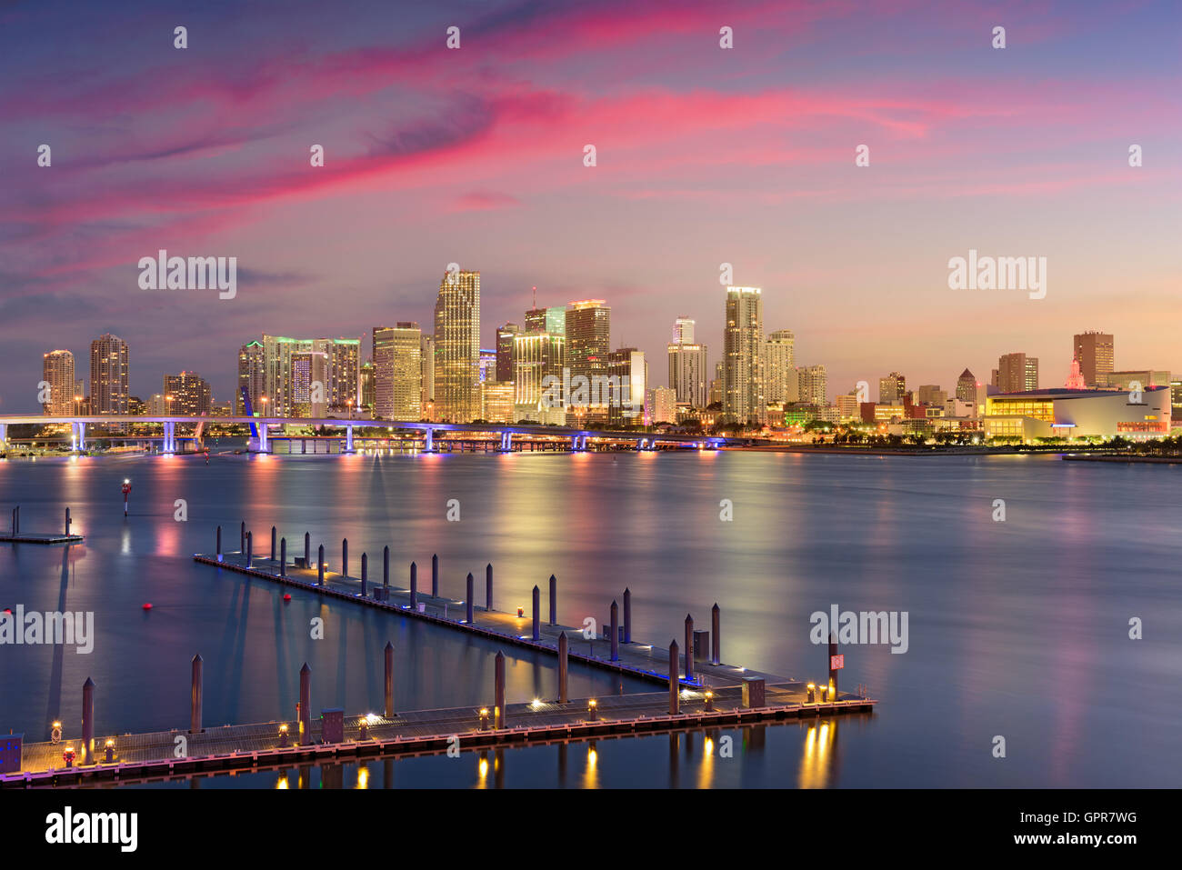Miami, Floride, USA Skyline sur la baie de Biscayne. Banque D'Images