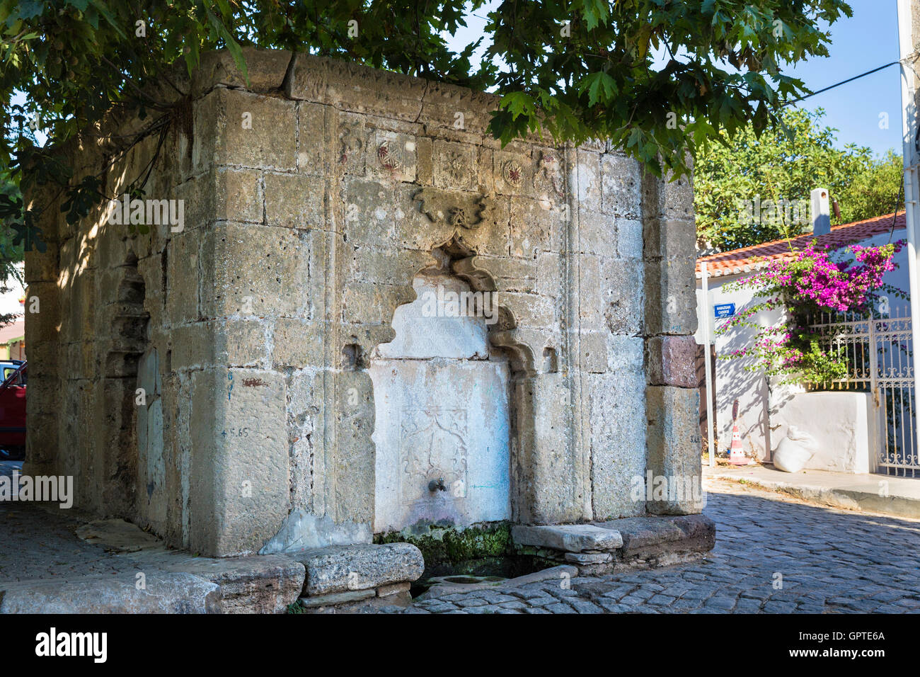 Ottoman historique Namazgah fontaine en Bozcaada, Canakkale, Turquie Banque D'Images