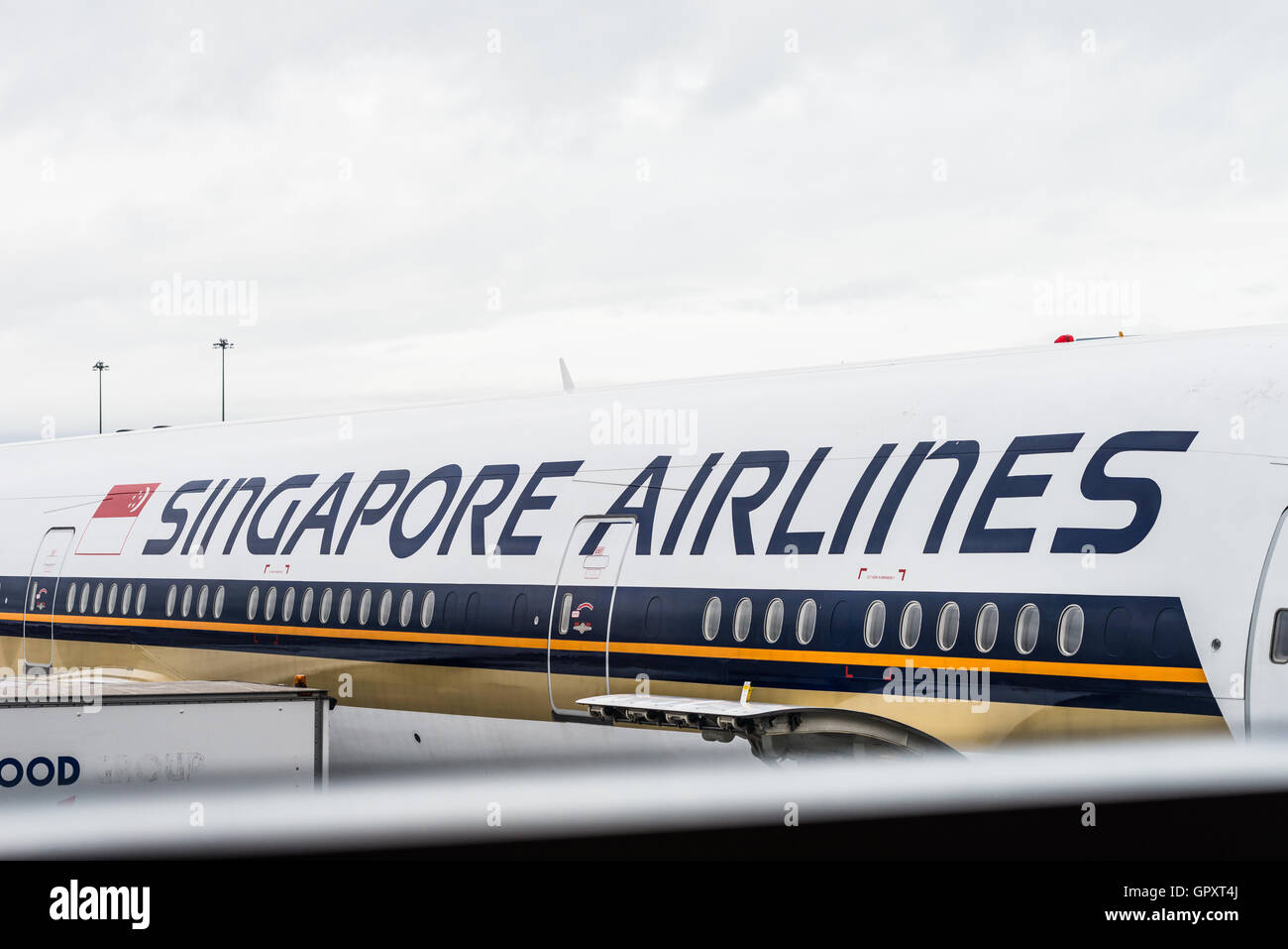 Singapore Airlines Boeing airplane prêt à décoller à l'Aéroport International de San Francisco Banque D'Images