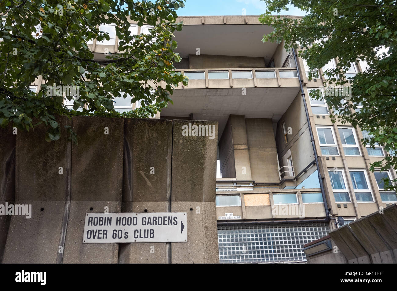 Robin Hood Gardens, propriété de Poplar, construite en 1972, démolie en 2017-2019, Londres, Angleterre, Royaume-Uni Banque D'Images