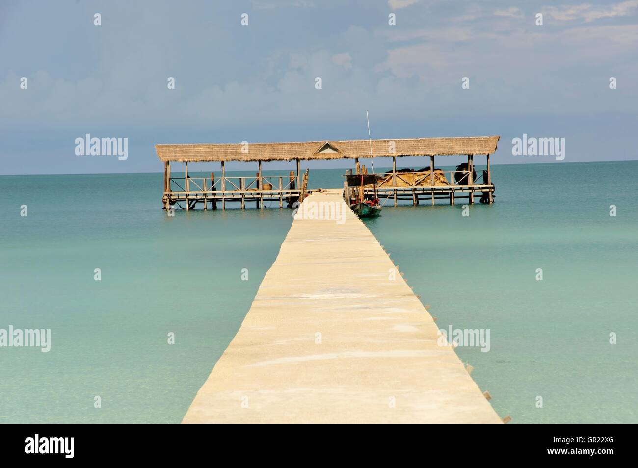 Quai Quai de l'île de Koh Rong Samloem Cambodge Banque D'Images