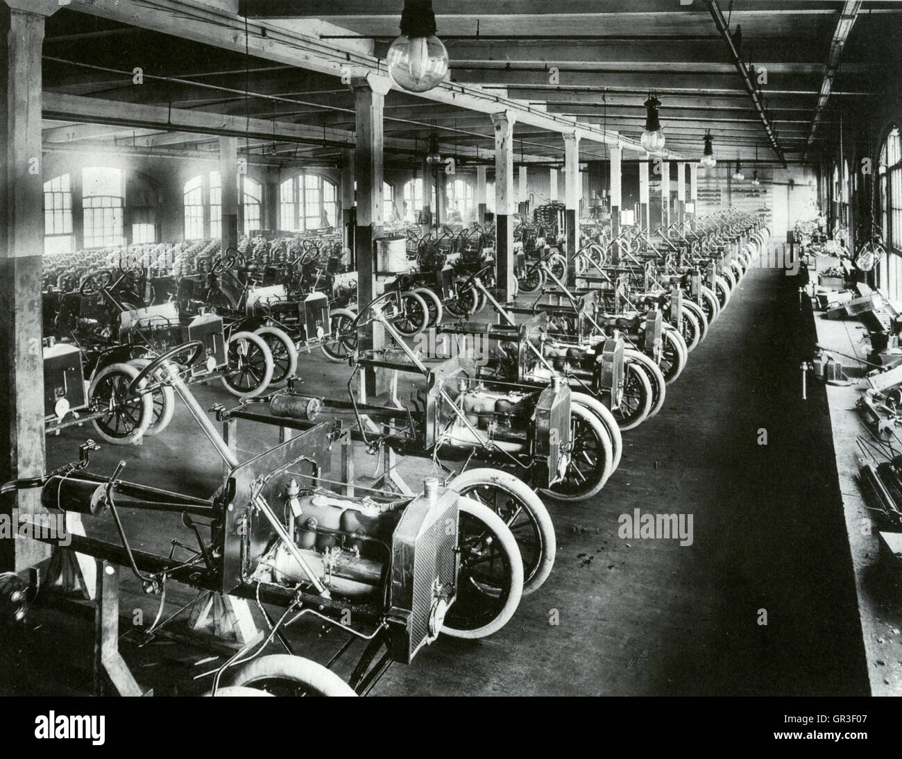 FORD MODÈLE T ligne de production à l'usine, 411 Piquette Piquette Avenue, Detroit, vers 1908 Banque D'Images