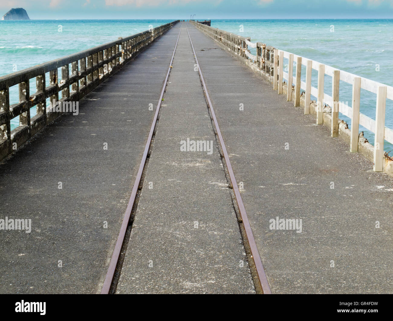 Tolaga Bay Wharf la plus longue jetée de la Nouvelle-Zélande Banque D'Images