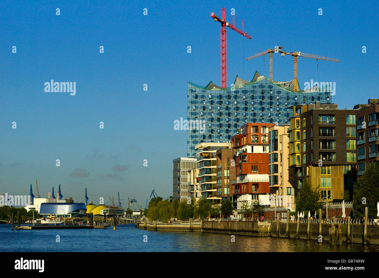 Hafencity avec Elbphilharmonie Banque D'Images