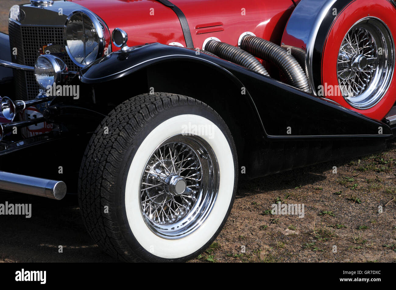 Classic Car Driving Banque D'Images