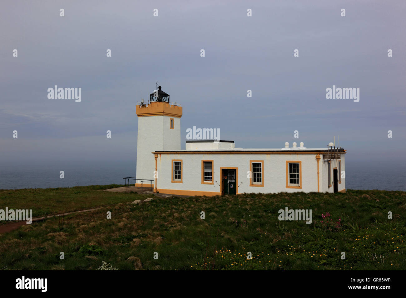 L'Écosse, Highlands, Duncansby Head est le nord-est de l'Ecosse, point phare du cap Banque D'Images