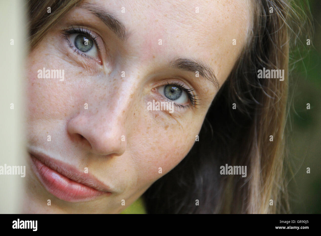 Portrait Of A young woman Banque D'Images