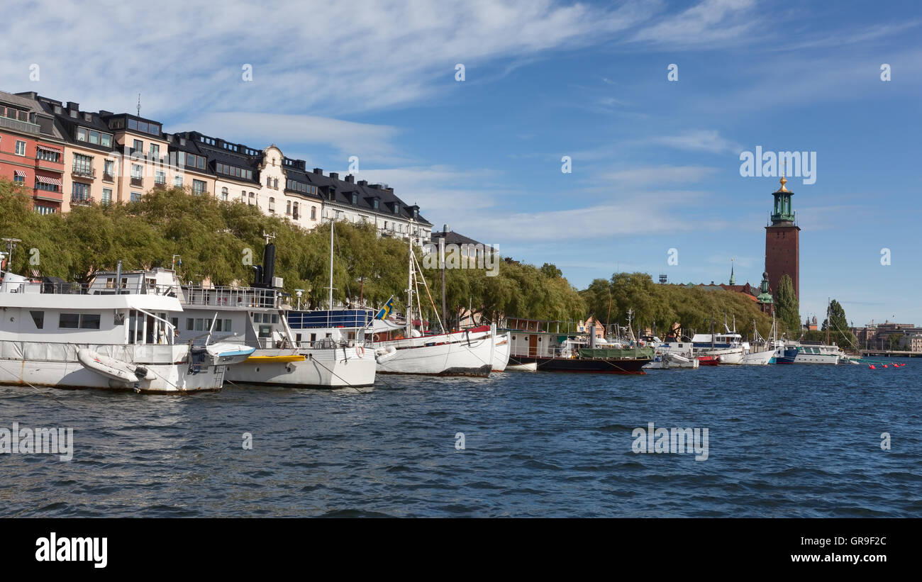 Stockholm, Suède - Sep 6, 2016 : vue panoramique de l'île de Kungsholmen et l'Hôtel de ville de Stockholm, Stockholm, Suède. Banque D'Images