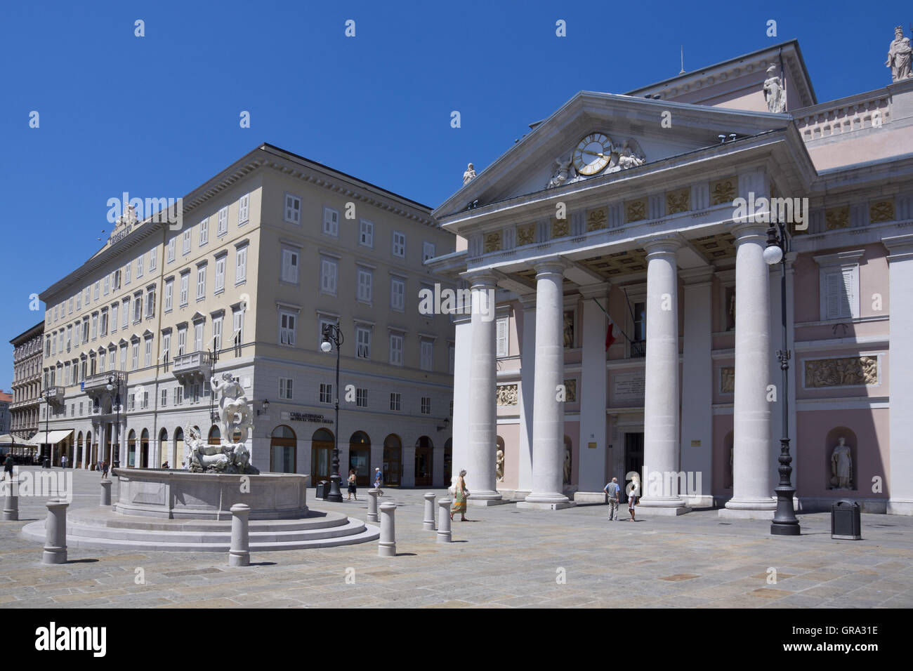 Stock Exchange, le Palazzo della Borsa, Piazza Della Borsa, Trieste, Frioul-Vénétie Julienne, Italie, Europe Banque D'Images