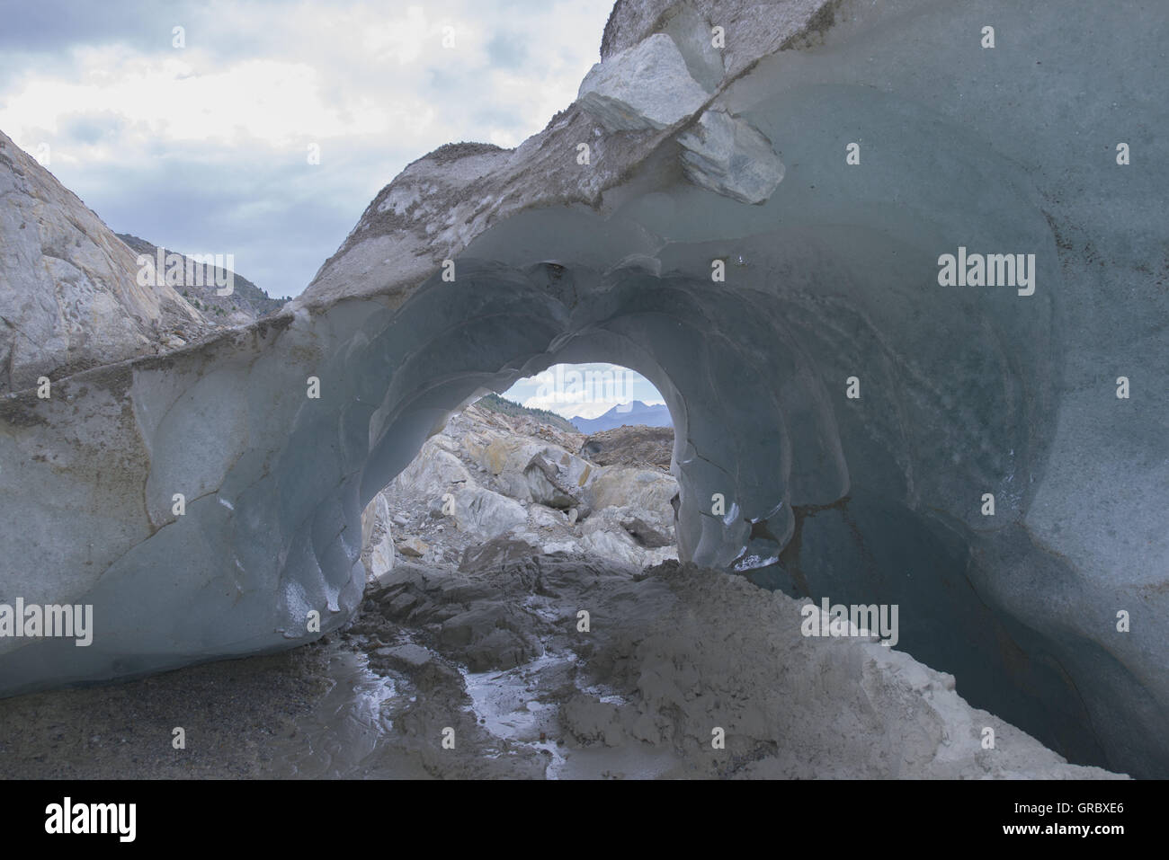 Pont de glace sur le glacier d'Aletsch Banque D'Images