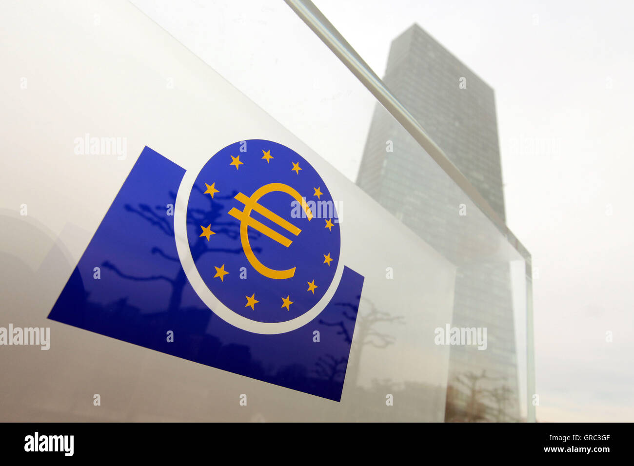 Logo de la bce Banque de photographies et d’images à haute résolution ...