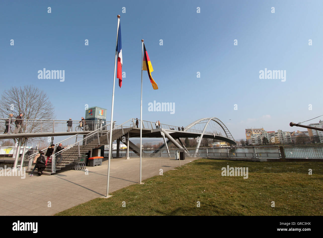 Frontière entre la France et l'Allemagne avec pont sur le Rhin Banque D'Images
