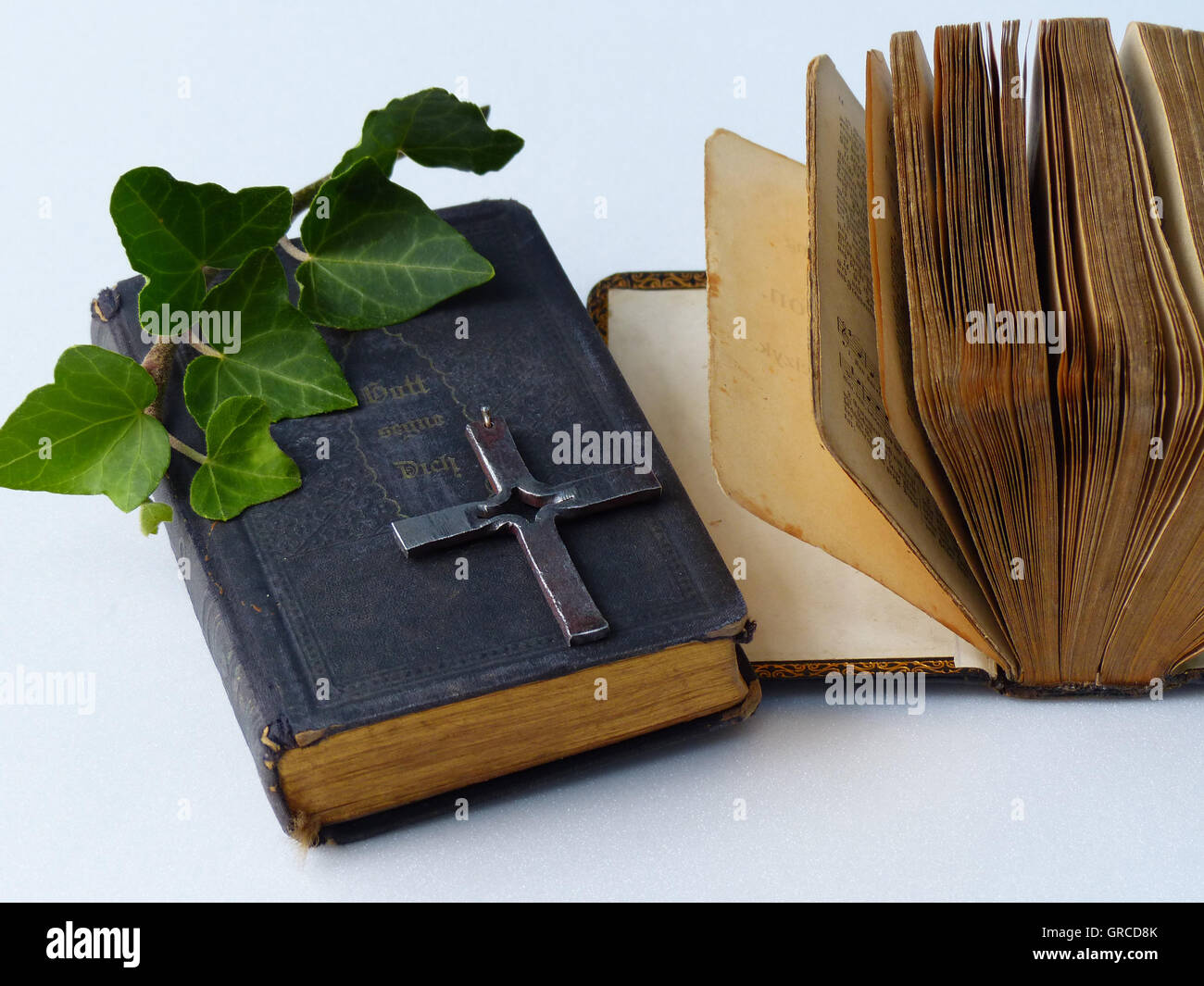 La Bible et l'hymnaire Banque D'Images
