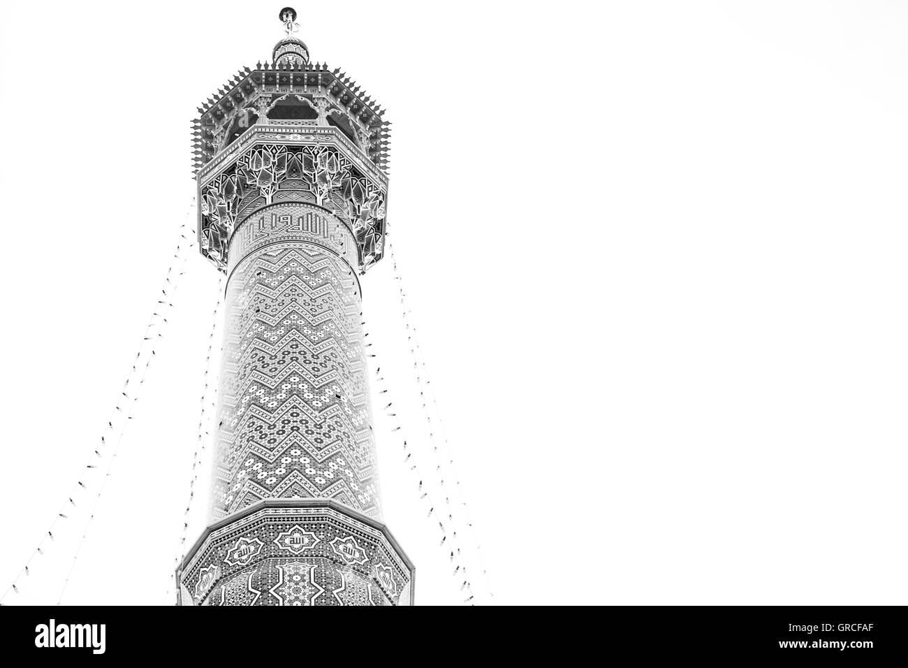 Dans l'Iran ancien mausolée islamique mosquée architecture près du ciel Banque D'Images