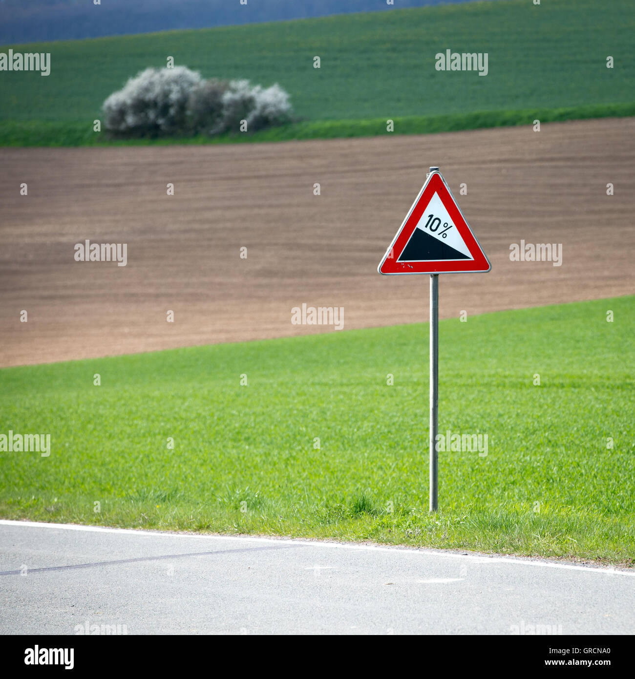 Road Sign, pente dangereuse Banque D'Images