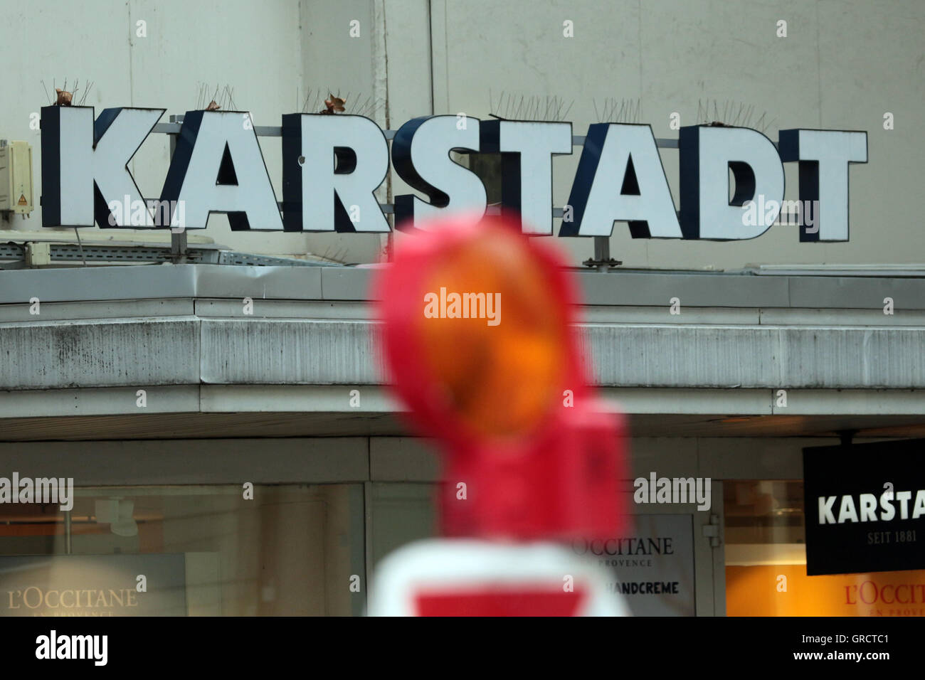 Lampe de sûreté At Construction Site près de Karstadt à Munich Banque D'Images