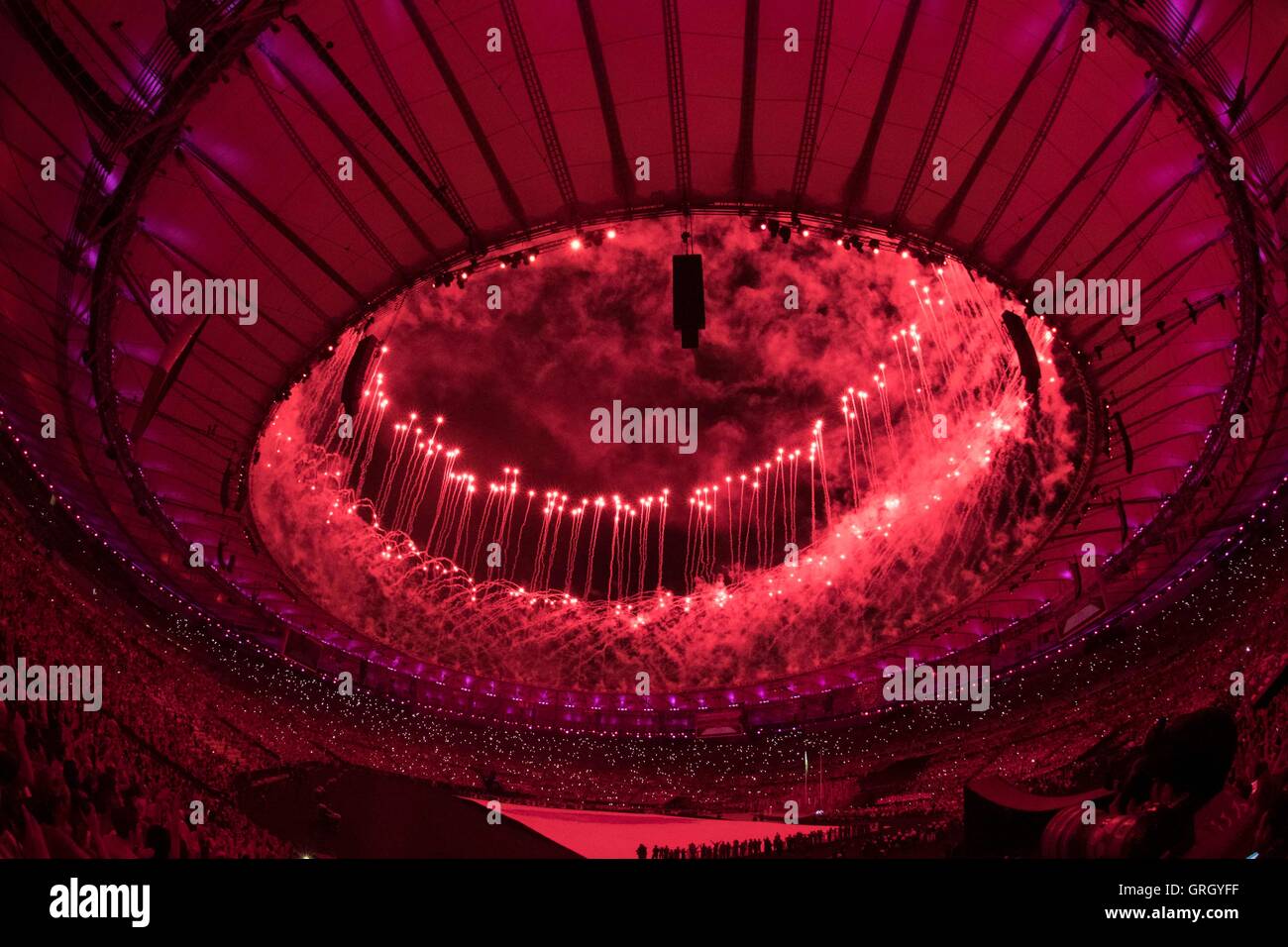 Rio de Janeiro, Brésil. 7 Septembre, 2016. Cérémonies d'ouverture des Jeux Paralympiques de 2016 tenue à Maranaca Stadium où plus de 4 000 athlètes s'affronteront pendant 12 jours de sports paralympiques. Credit : Bob Daemmrich/Alamy Live News Banque D'Images