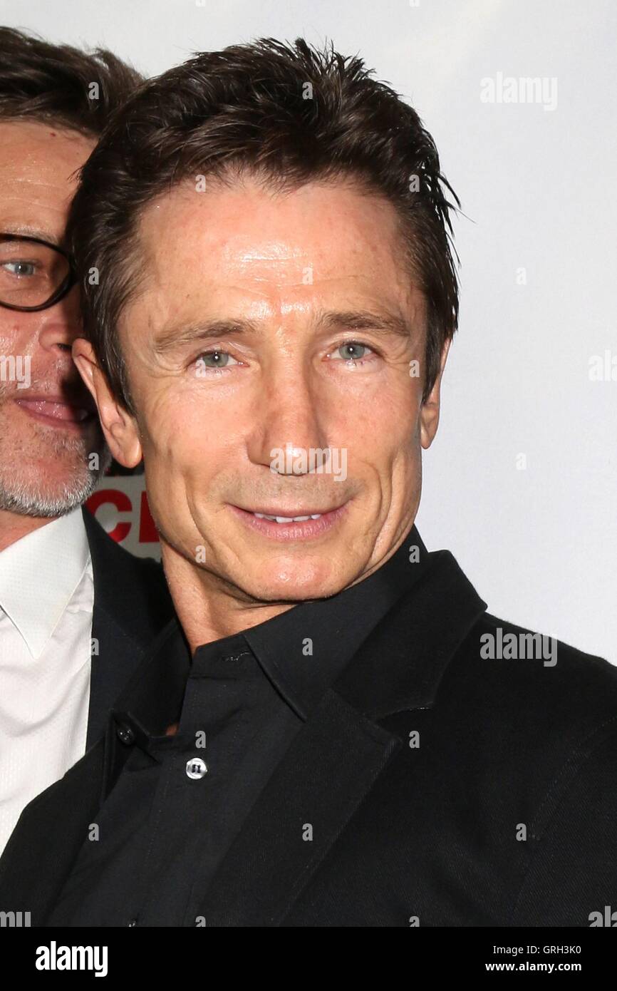 Los Angeles, CA, USA. 30Th Jun 2016. Dominic Keating aux arrivées d'INCROYABLE ! ! ! ! ! Premiere, TCL Chinese 6 théâtres, Los Angeles, CA Septembre 7, 2016. © Priscille Grant/Everett Collection/Alamy Live News Banque D'Images