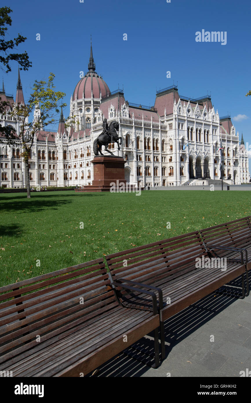 Bâtiment du Parlement hongrois, siège de l'Assemblée nationale de Hongrie, l'un des bâtiments de l'assemblée législative la plus ancienne de l'Europe, Budapest Banque D'Images