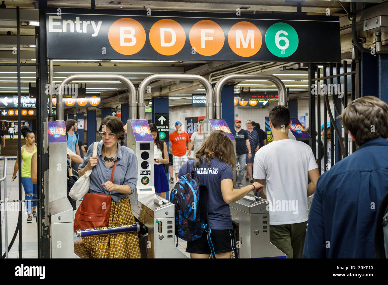 New York City,NY NYC,Manhattan,Bleecker Street,Broadway,Lafayette Street,Subway,station,MTA,transports en commun,Turnstile,entrée,lignes,B,D,F,M,6,a Banque D'Images