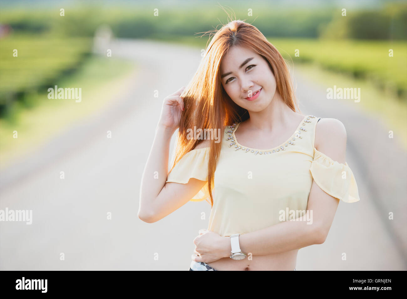 Portrait Thai belle fille dans l'air extérieur Banque D'Images