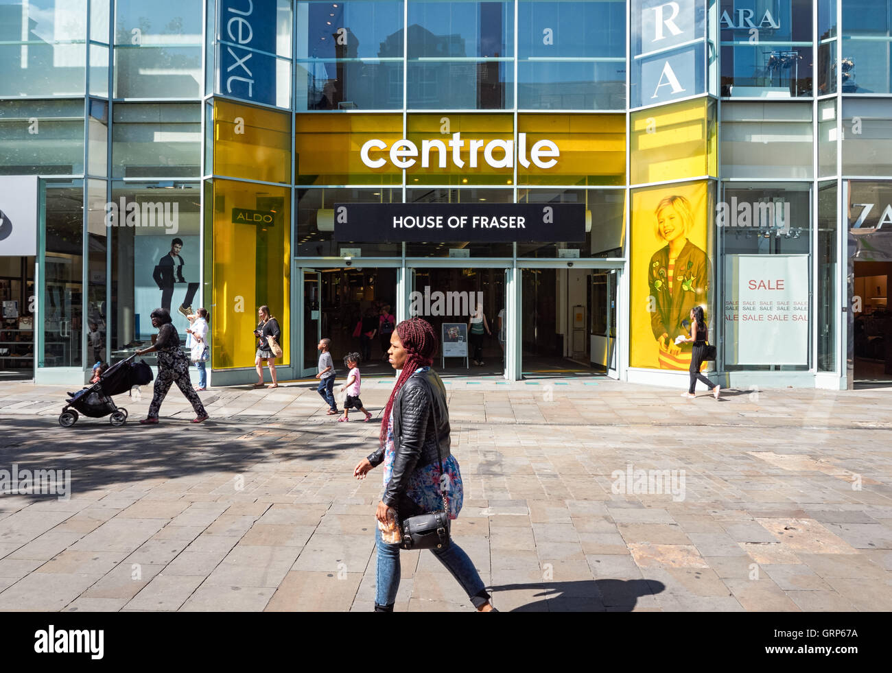 Centrale Shopping Centre à l'extrémité nord de la rue piétonne à Croydon, Londres Angleterre Royaume-Uni UK Banque D'Images