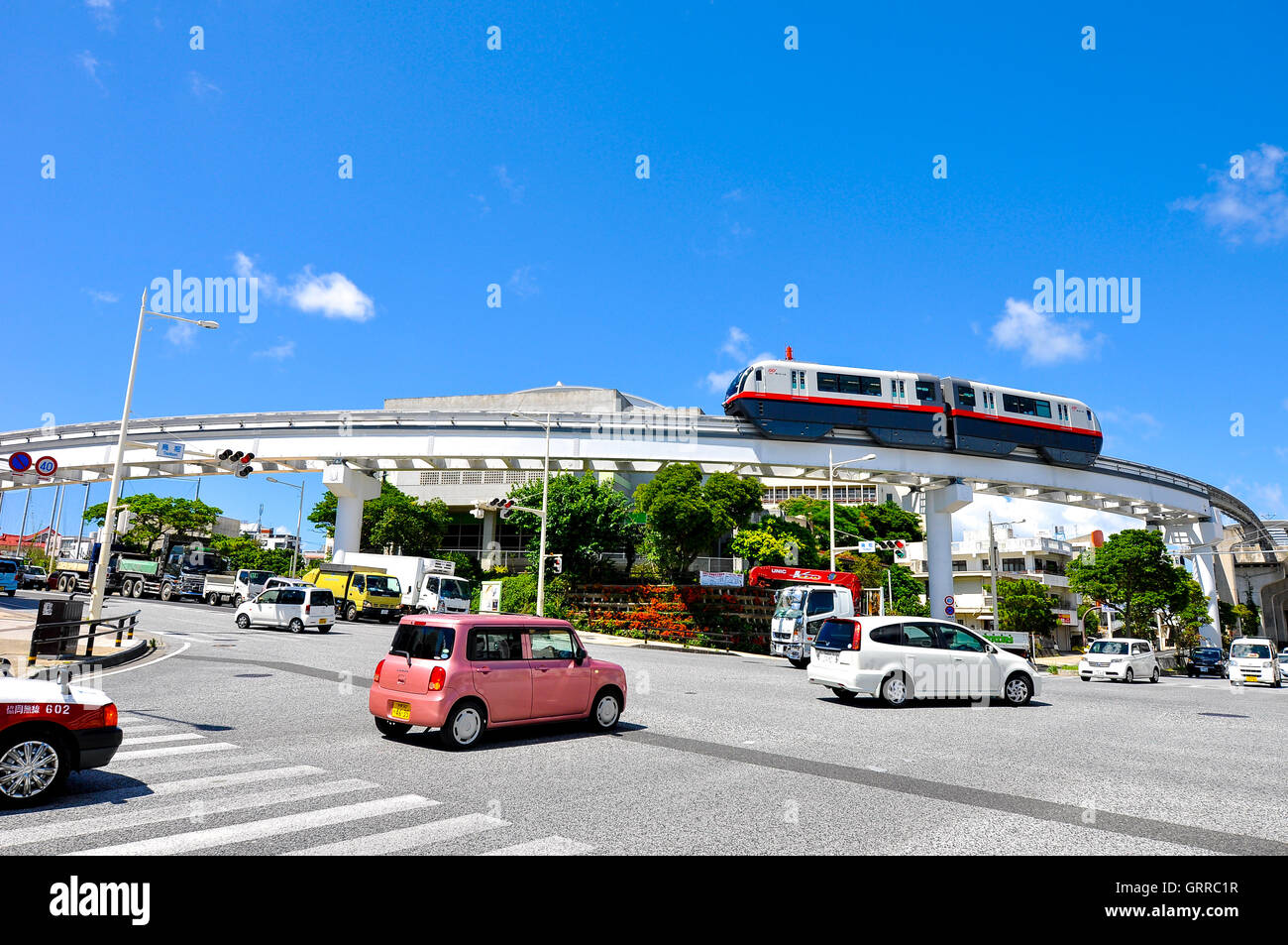 Okinawa (Monorail) Yui-Rail est un seul transport ferroviaire dans la ville de Naha, Okinawa, Japon. Prises dans la région de Shuri, Juillet 22, 2016 Banque D'Images