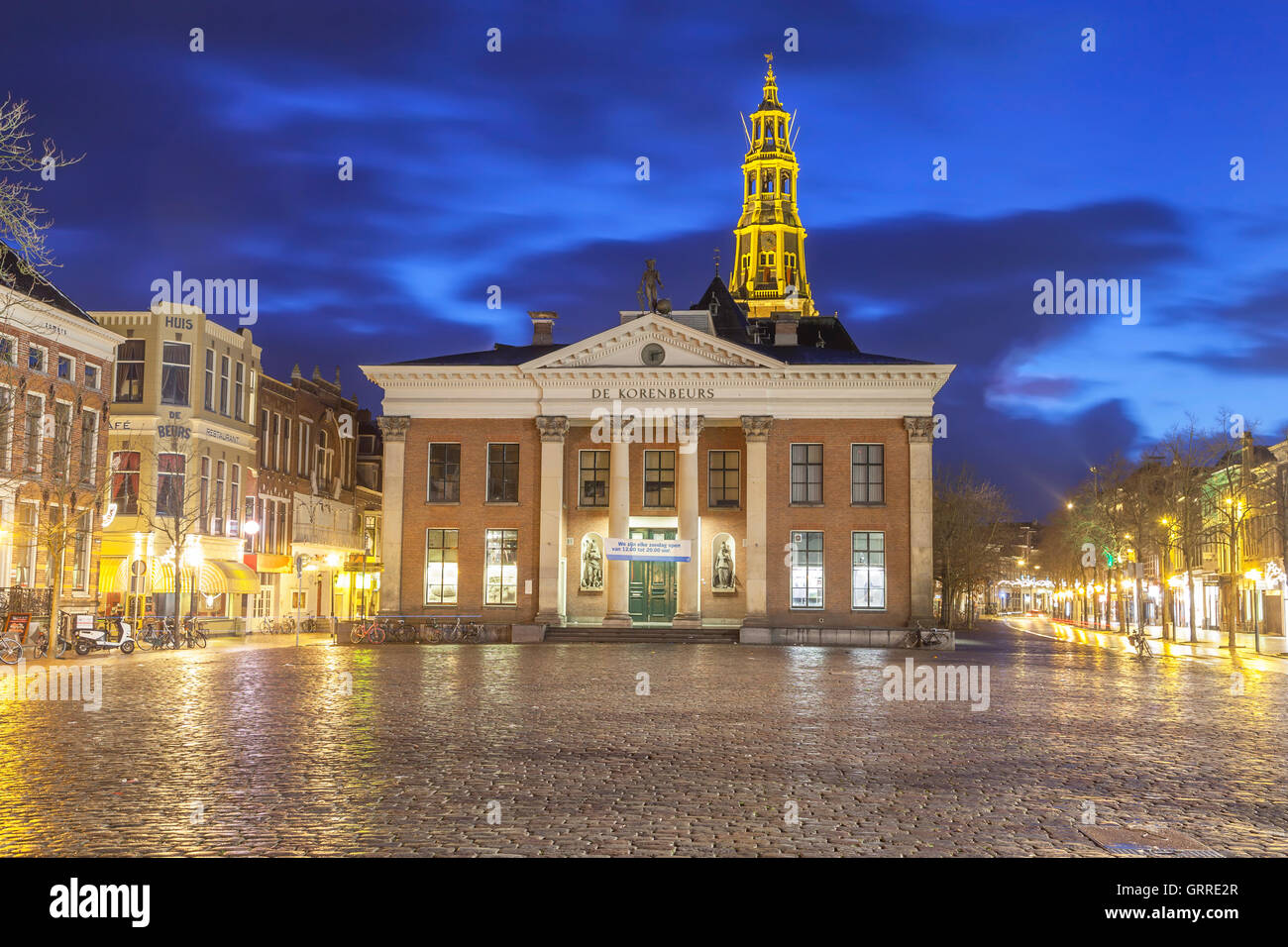 Le Korenbeurs - est un bâtiment néoclassique à Groningen. Il a été initialement utilisé comme un échange de nourriture du commerce des céréales depuis 1863 Banque D'Images