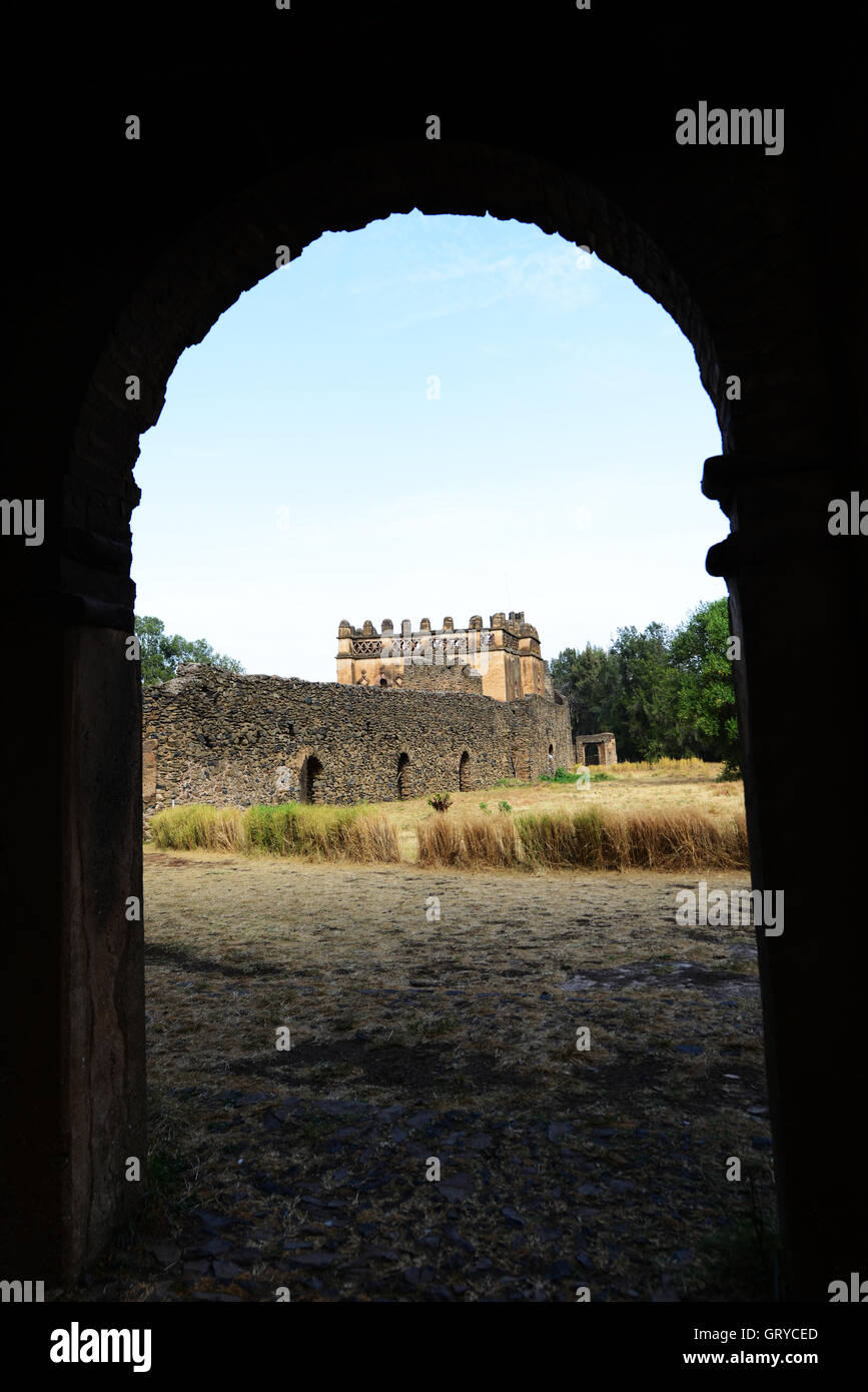 Les ruines de Fasil Ghebbi (Royal Enclosure) à Gondar, en Éthiopie. Banque D'Images