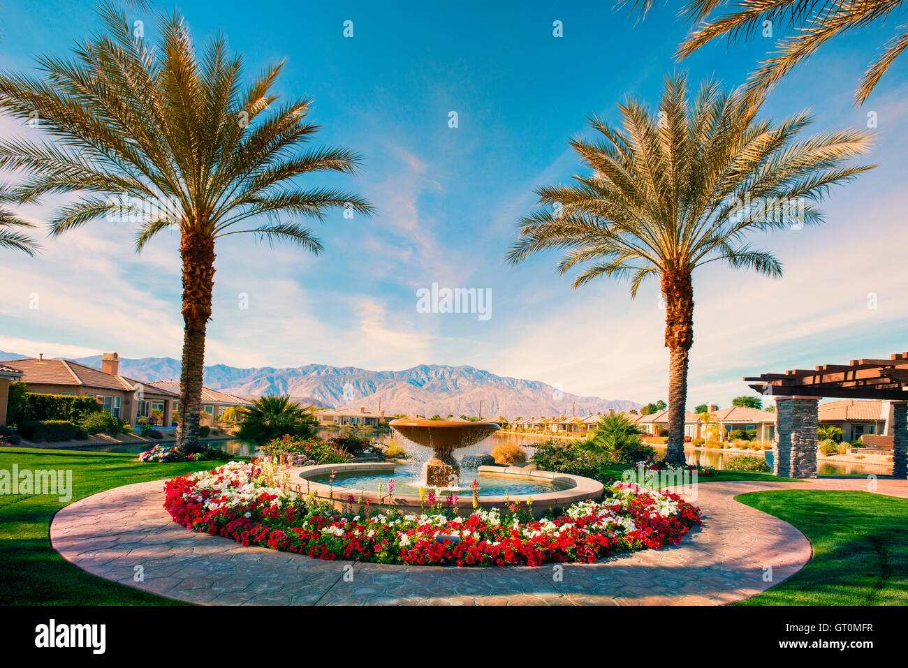 Désert ensoleillé accueil vie en communauté fermée à Rancho Mirage, en Californie la vallée de Coachella Banque D'Images